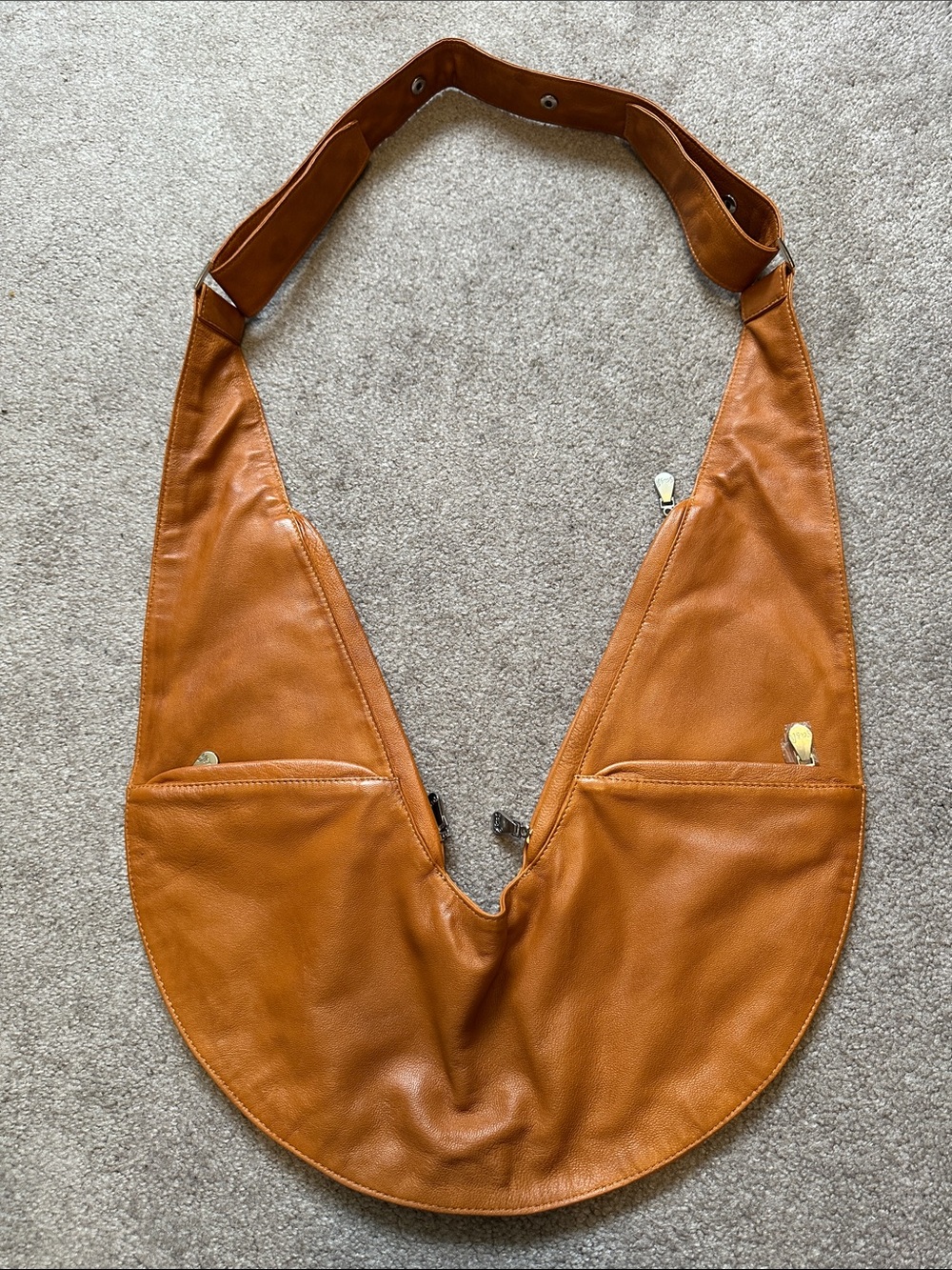 SASH NWOT Slouchy Crescent Genuine Leather Bag In Honey